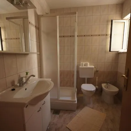 Apartment 127-4